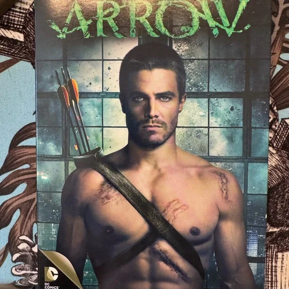 Arrow Complete Seasons 1-4 DVD Set - Picture 2 of 5